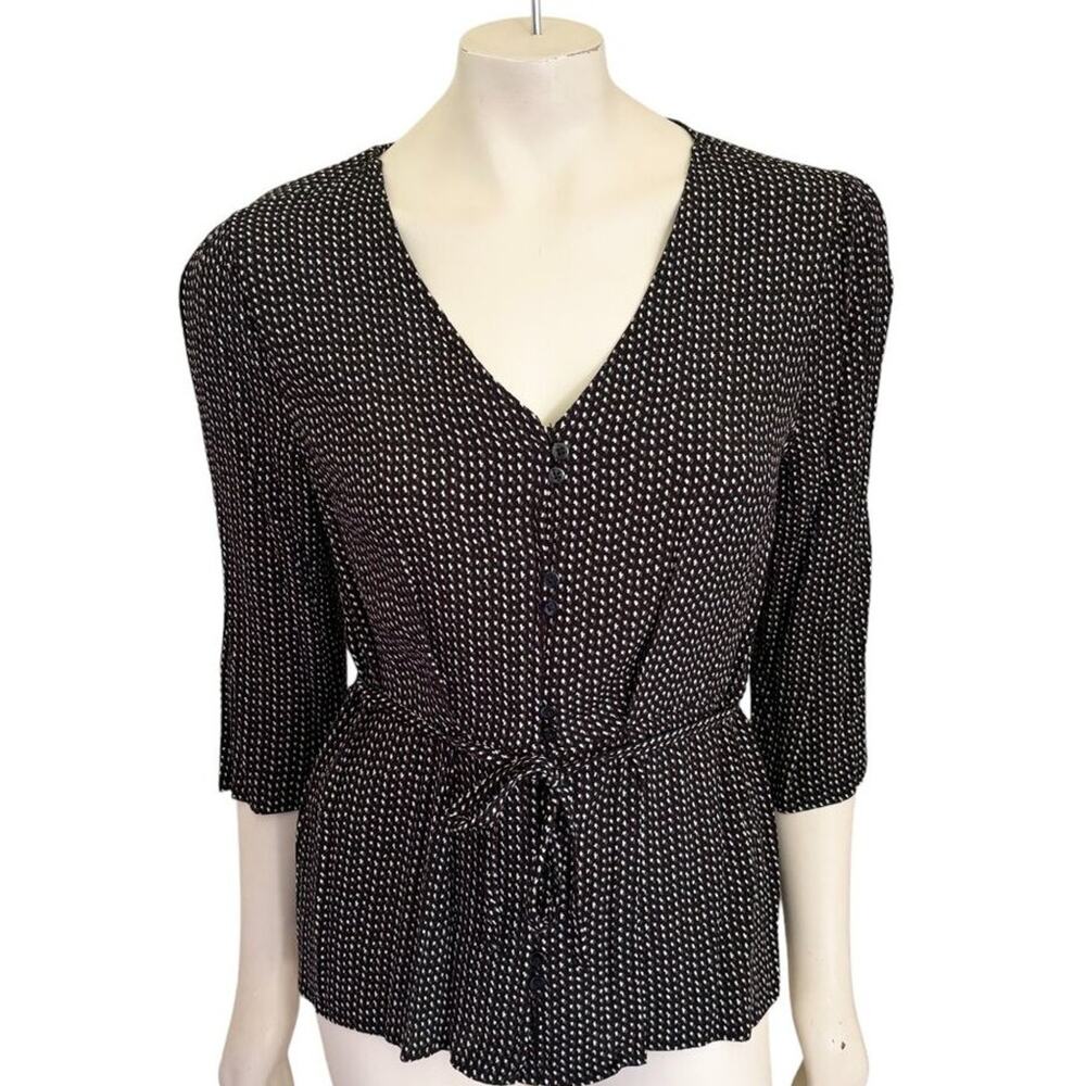PIECES Micro Camo Print 3/4 Sleeve Button Front V-neck Top Waist Tie  SZ M